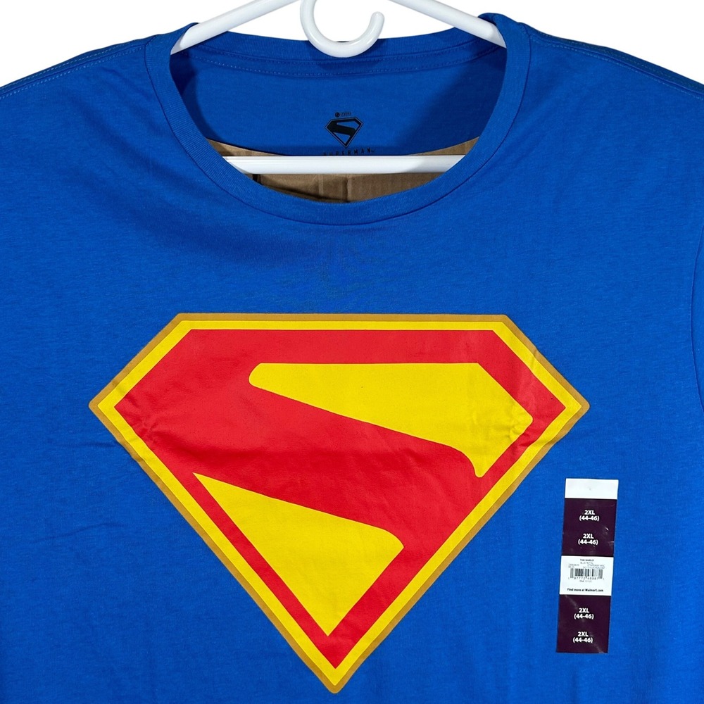 Superman Mens Graphic T-Shirt Blue Red Yellow Shield Logo 2XL DC Comics NEW